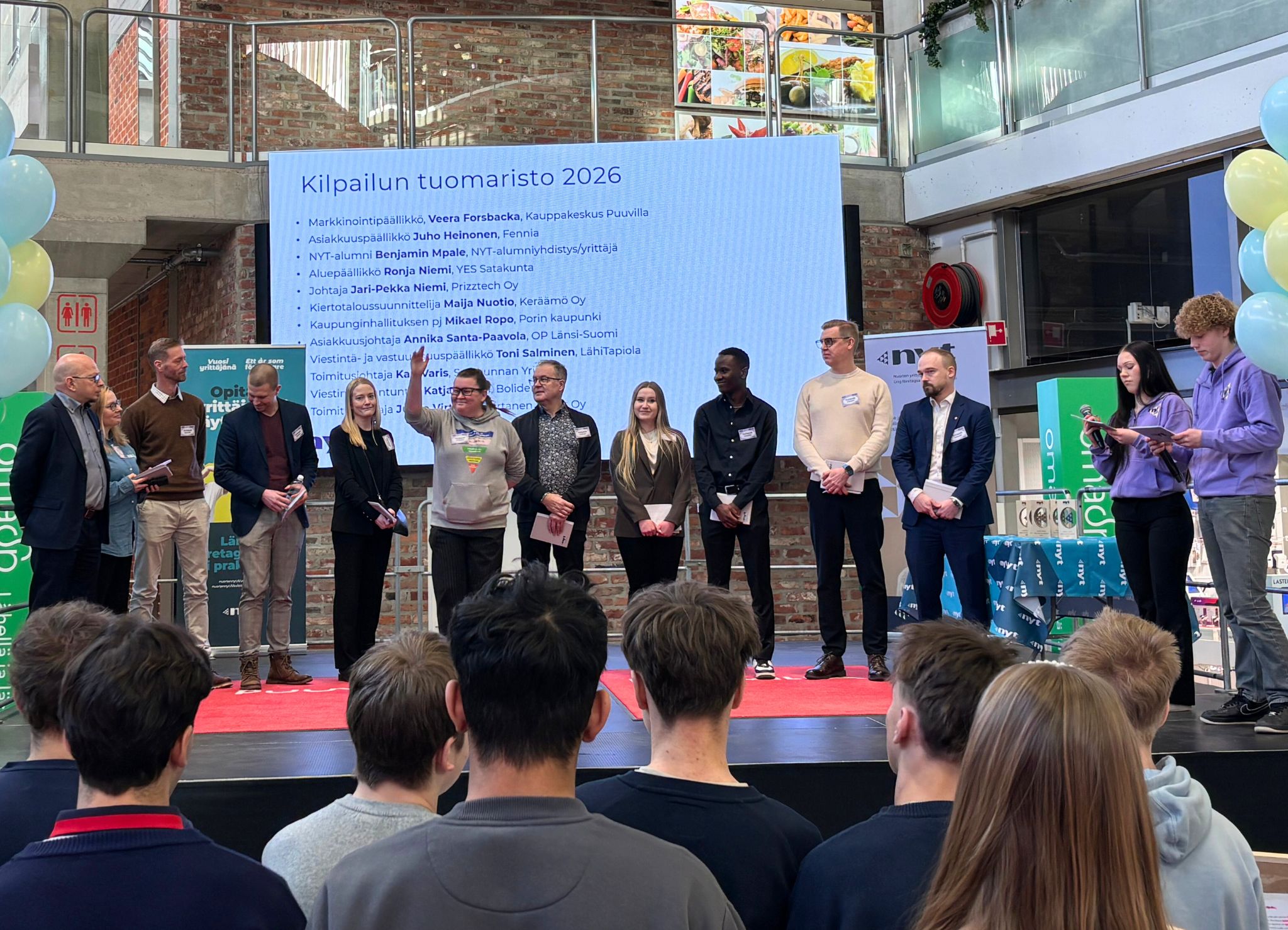 Uskalla yrittää -tapahtuman tuomaristo